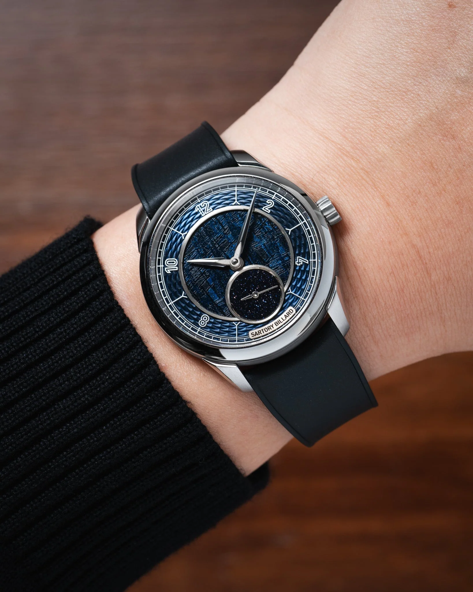 Black Curved CTS Rubber Strap - Image 9