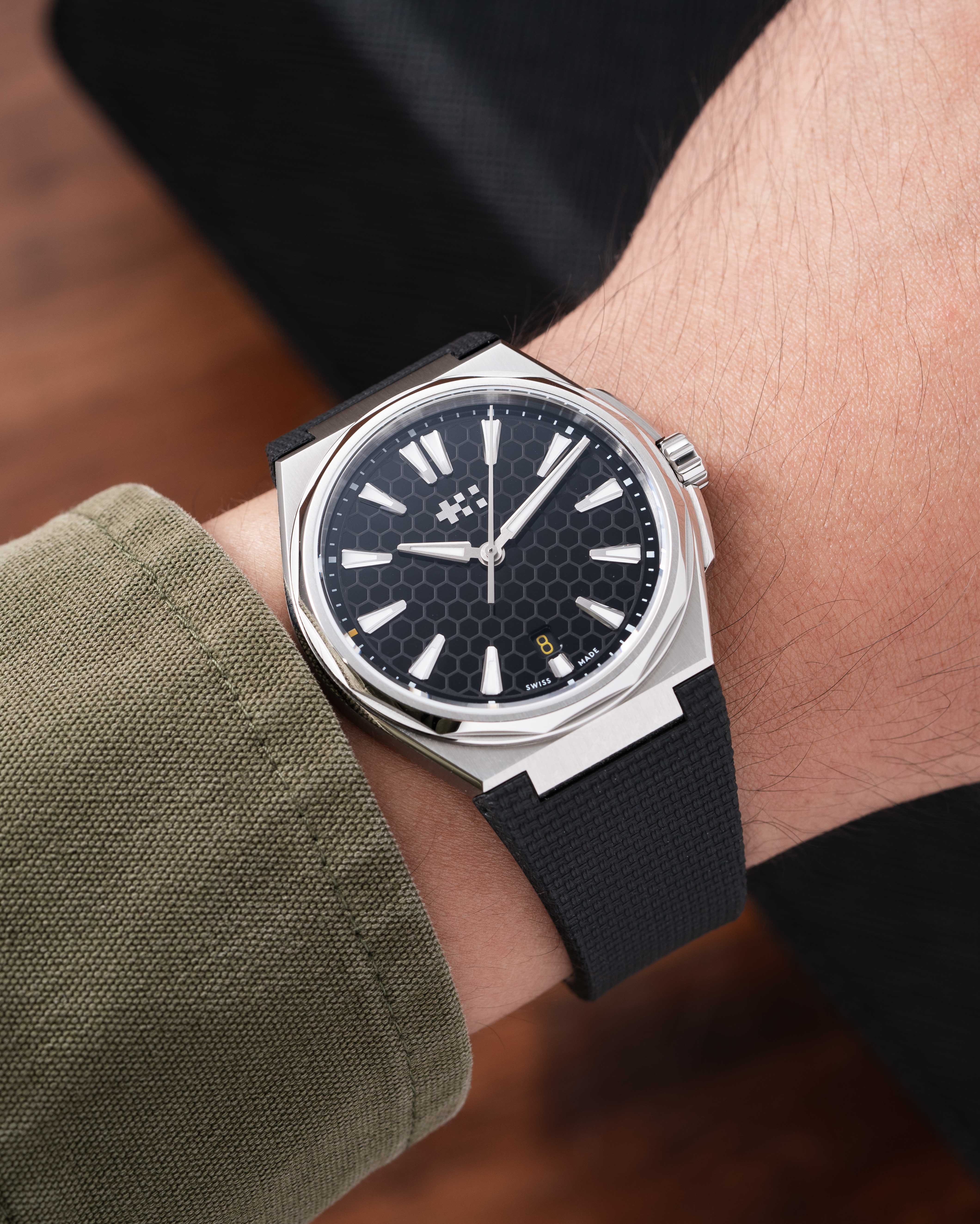 Black Sailcloth CTS Rubber Strap for Christopher Ward The Twelve - Image 3