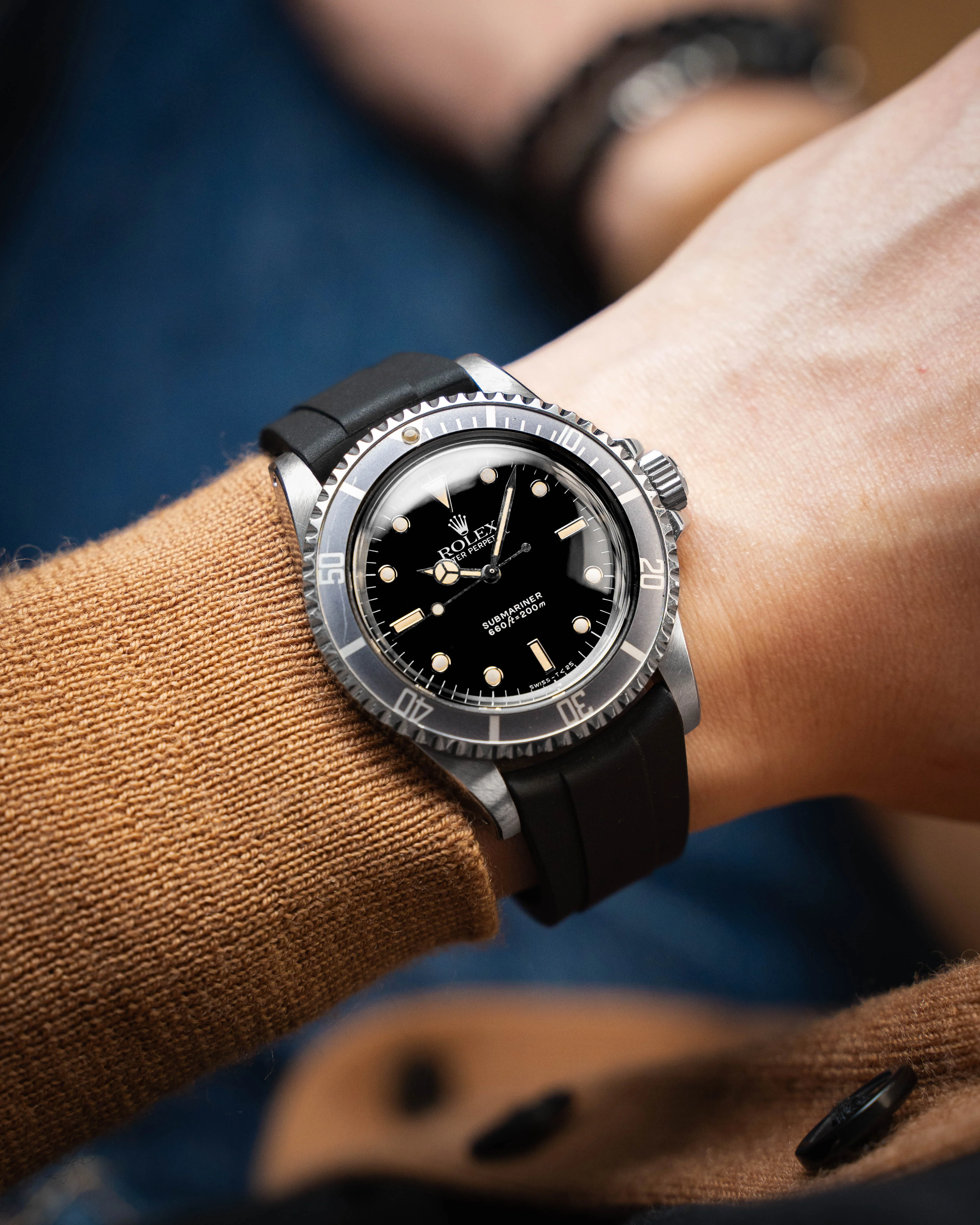 Black Semi-Integrated CTS Rubber Strap - Image 7
