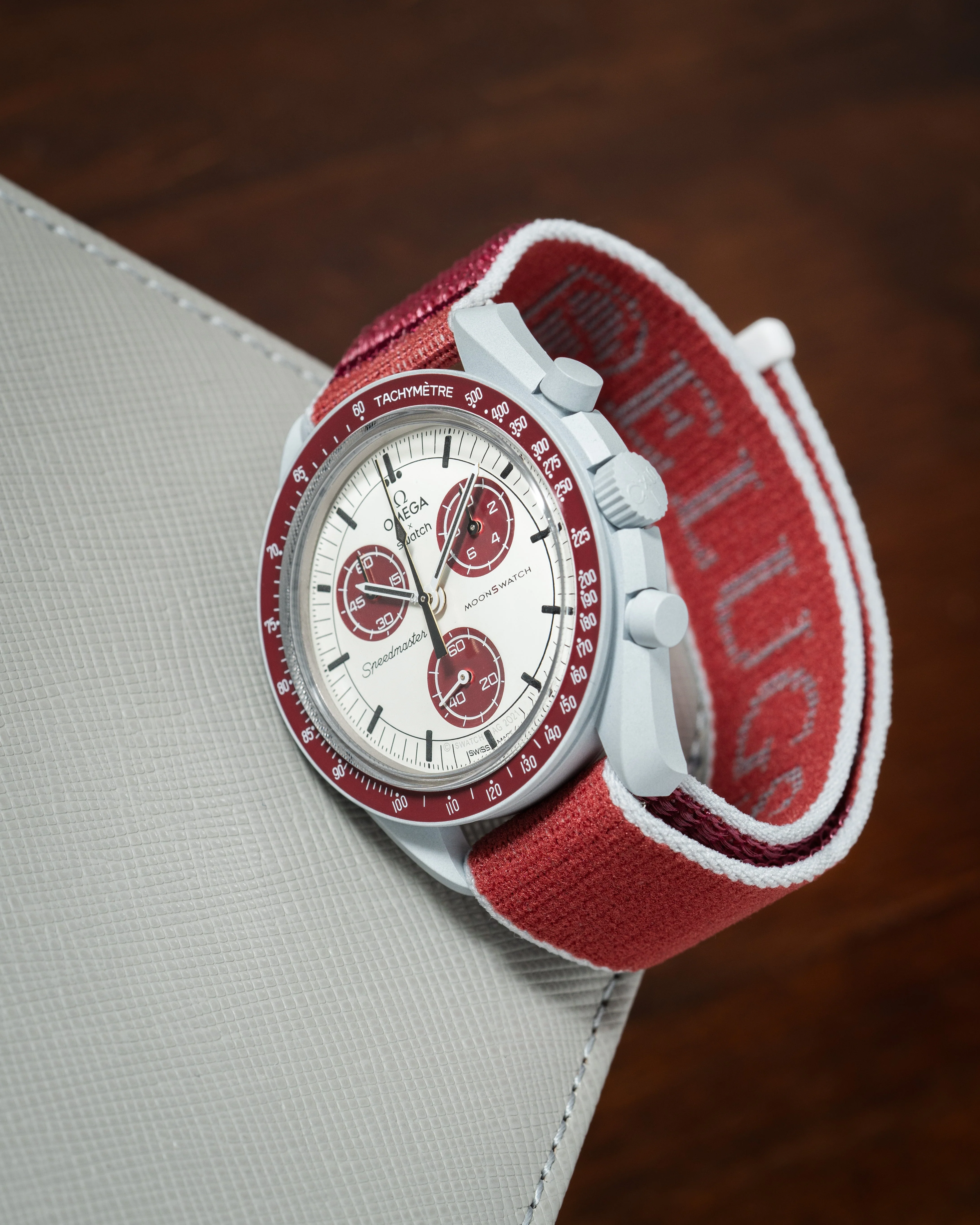 Overstock: Delcro Maroon/Light Grey - Image 3