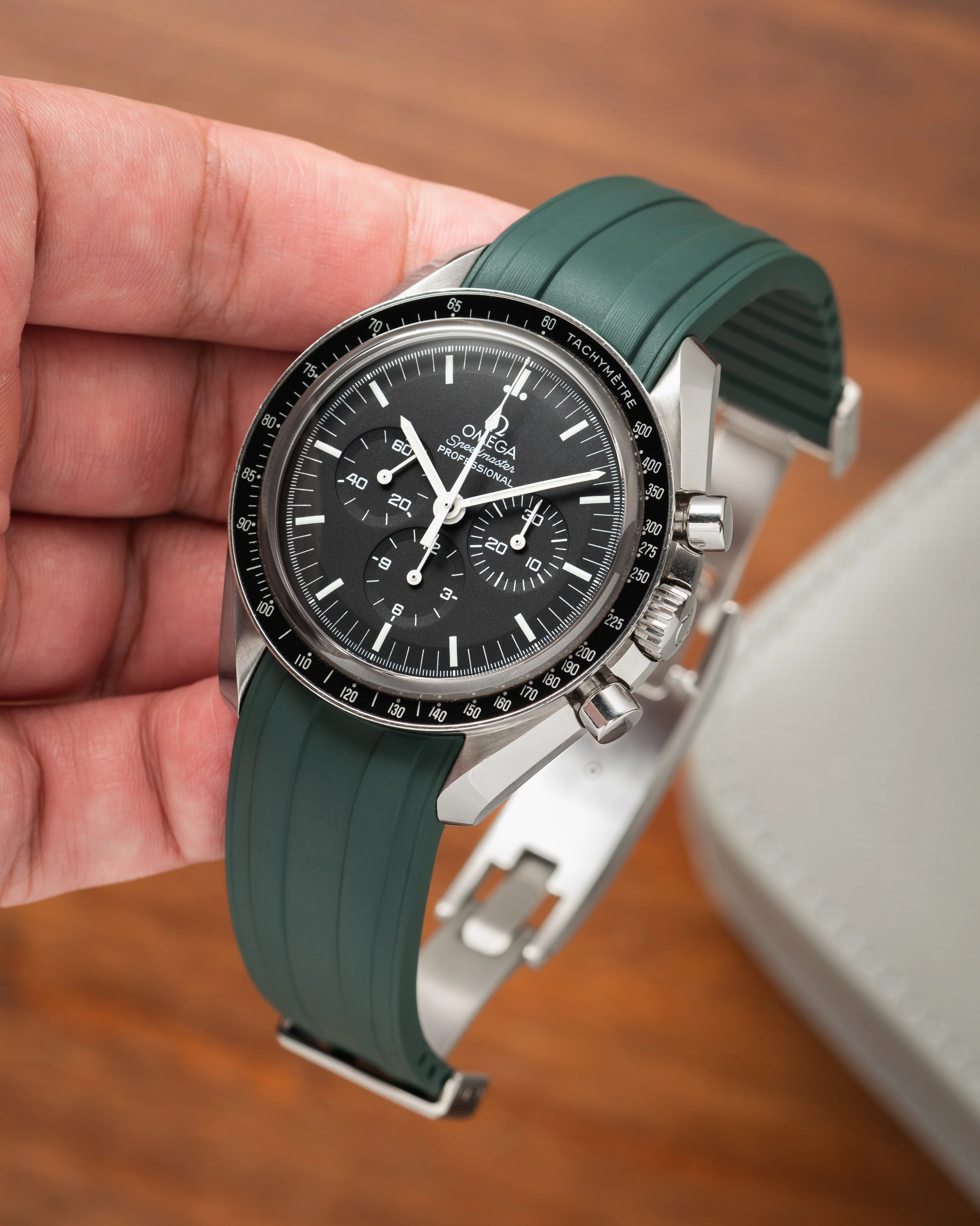 Emerald Green CTS Rubber Strap for Omega Speedmaster & Swatch MoonSwatch - Image 5