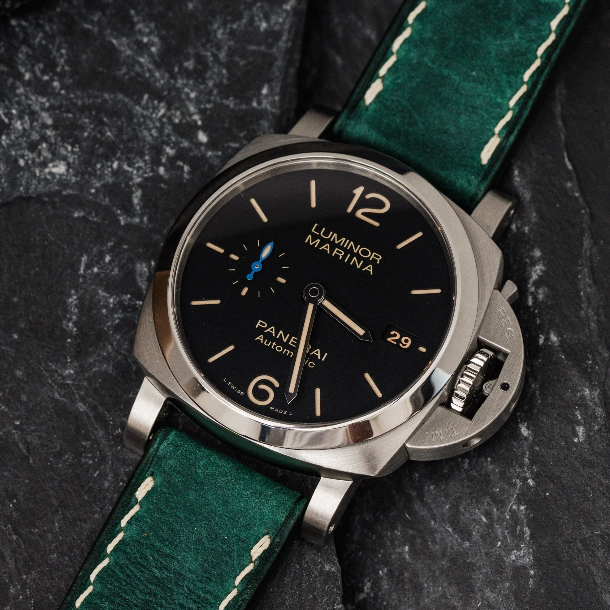 Overstock: Green Crazy Horse Chunky Strap - Image 2