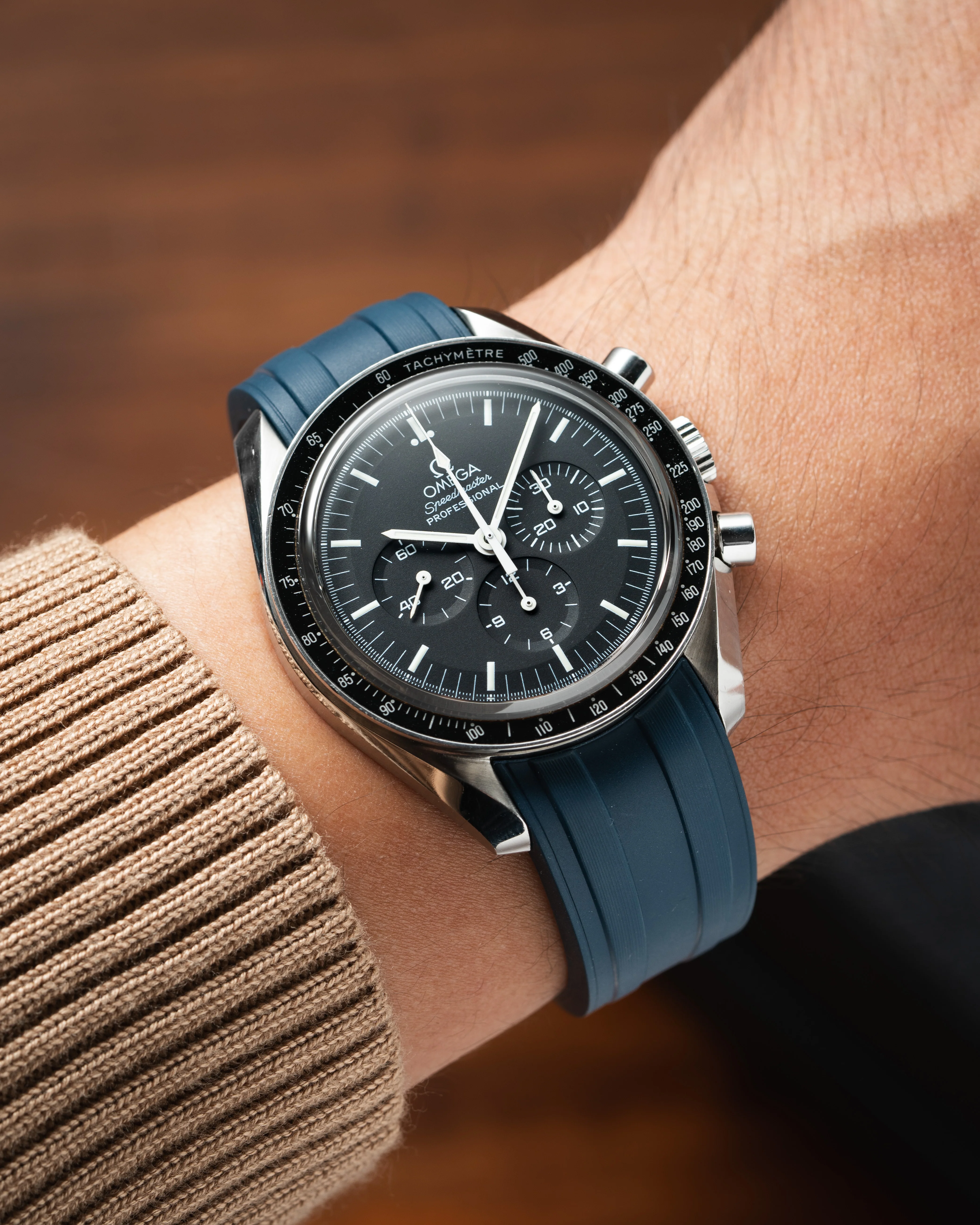 Navy CTS Rubber Strap for Omega Speedmaster & Swatch MoonSwatch - Image 3