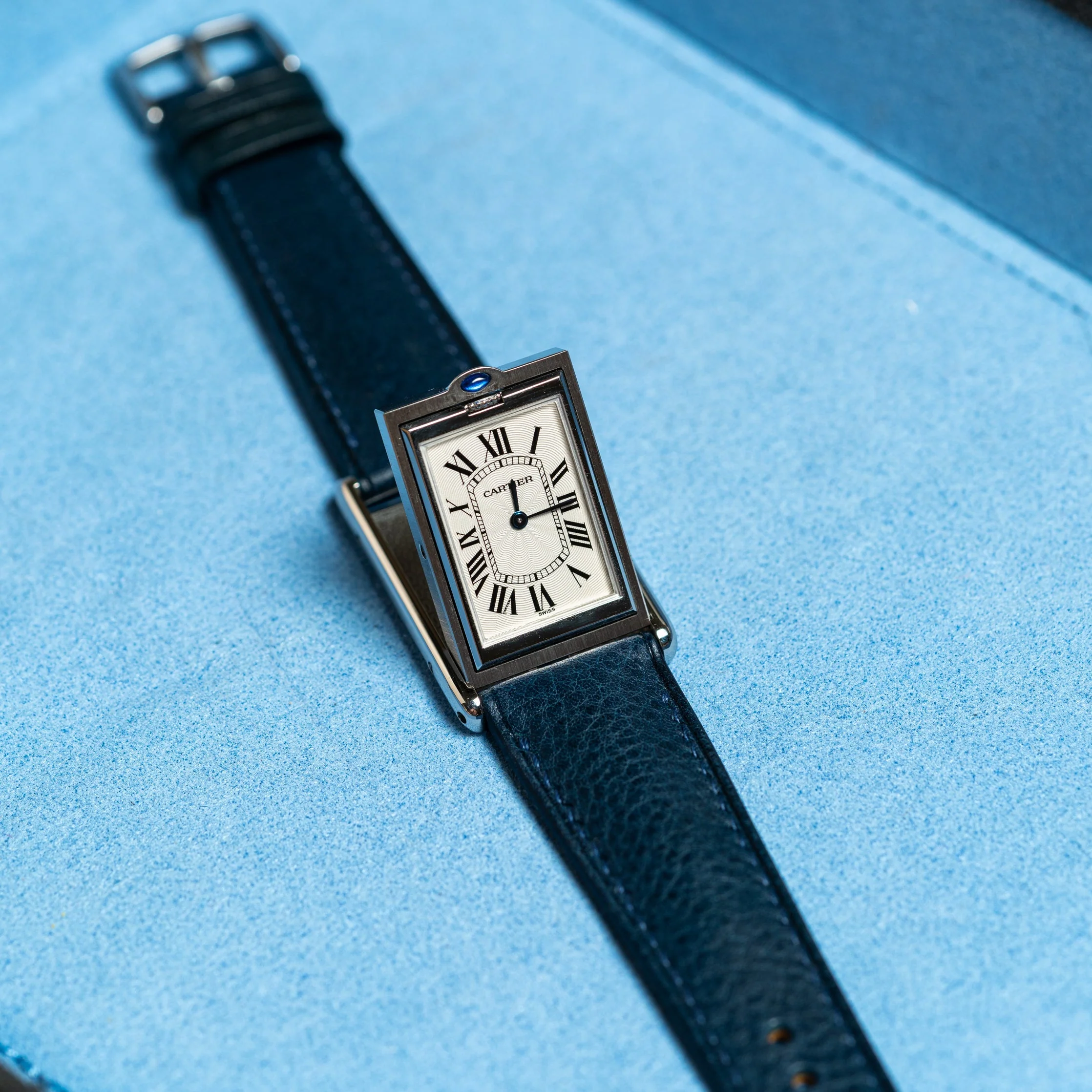 Overstock: Navy Minerva Box Signature Strap - Image 5