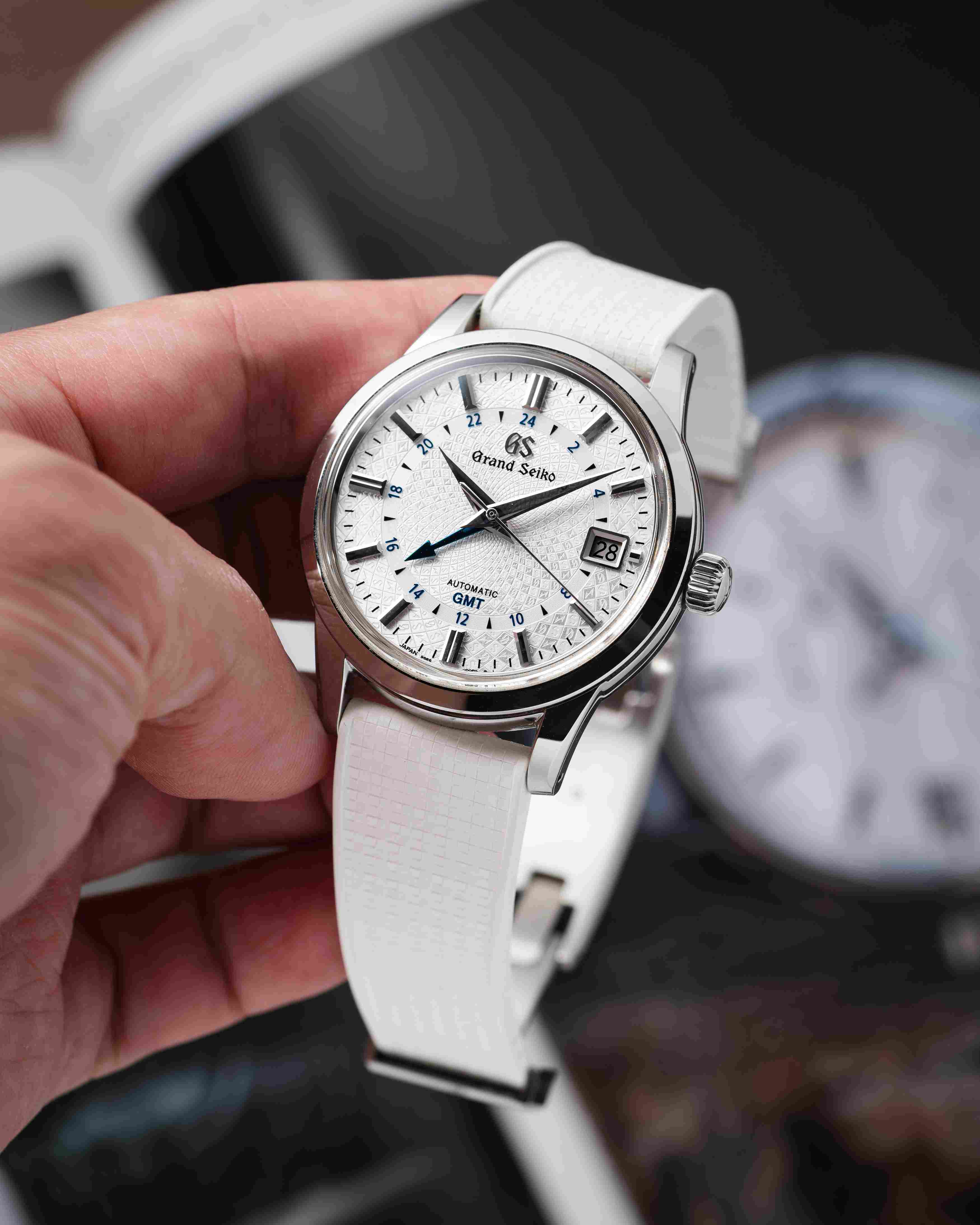 White Mosaic CTS Rubber Strap - Image 6
